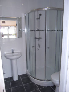 IVY ROAD ENSUITE 2